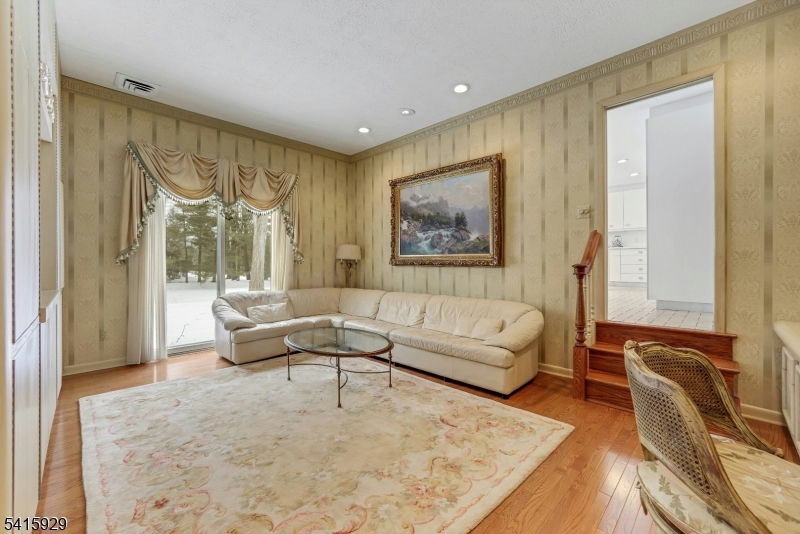 510 Hampton Hill Rd