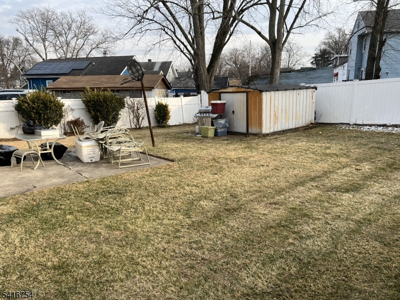 415 Wheatsheaf Rd