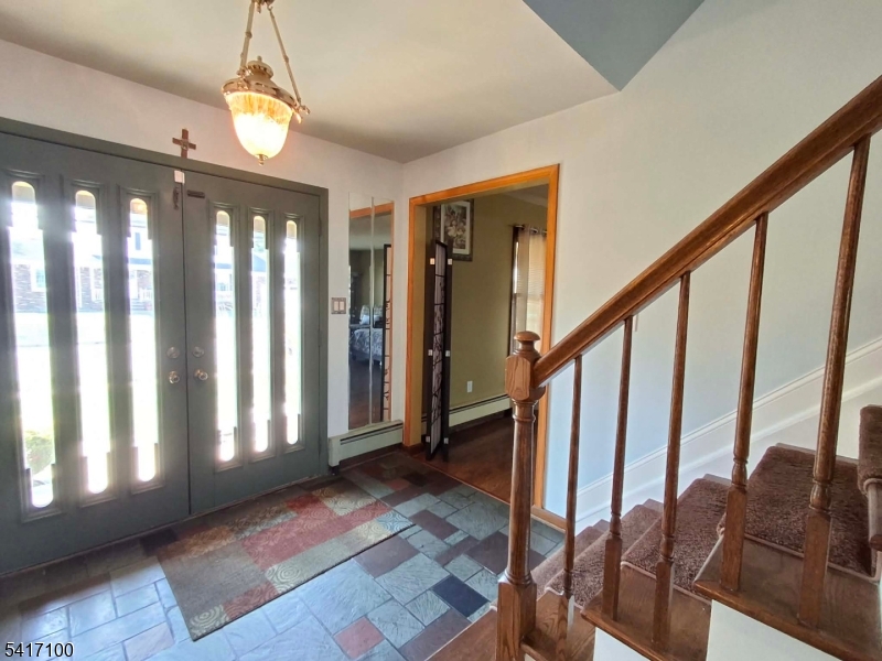 33 Nickel Ave