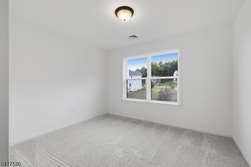 6 Spring Ct