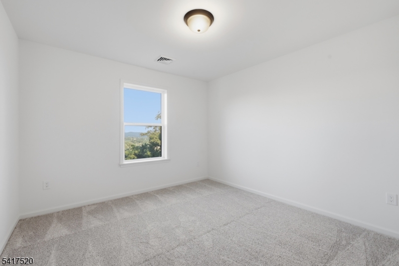 6 Spring Ct