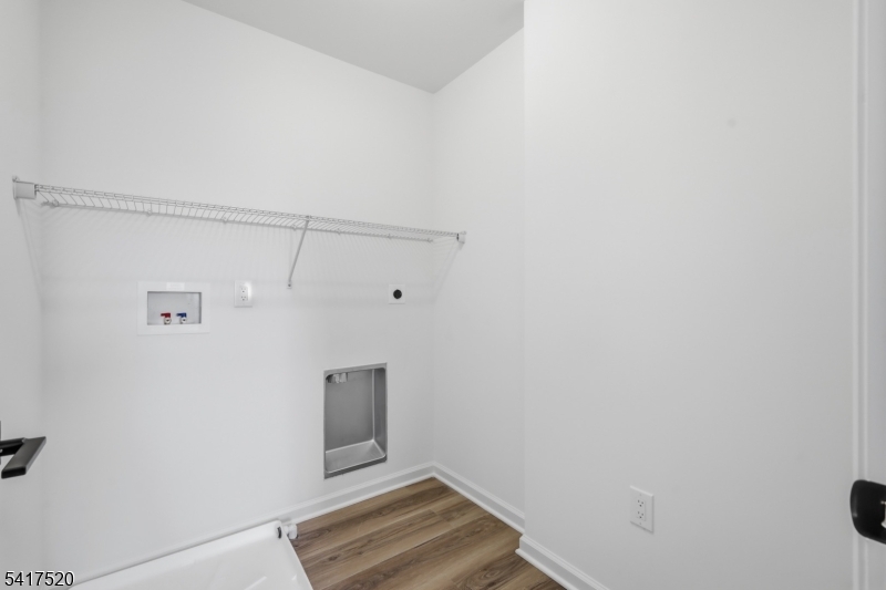 6 Spring Ct