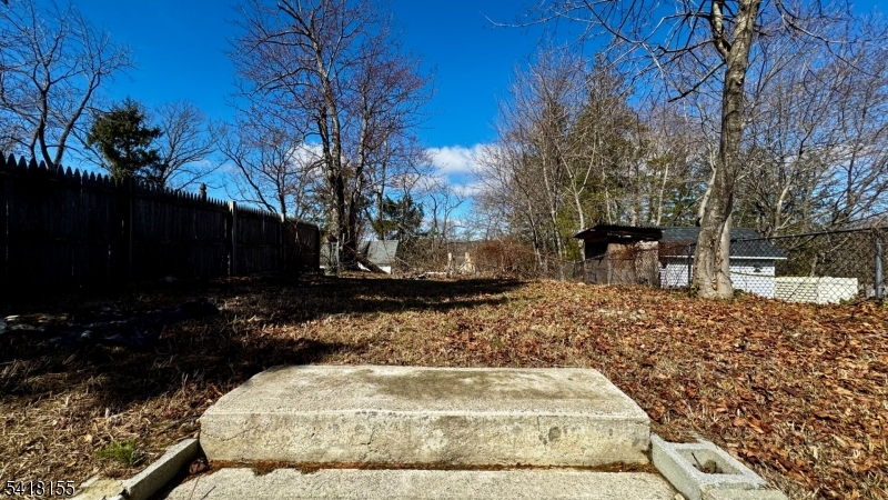 9 Lakeview Ave