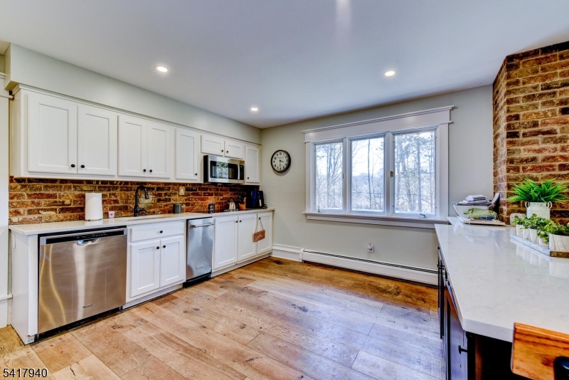 45 Birchwood Ln