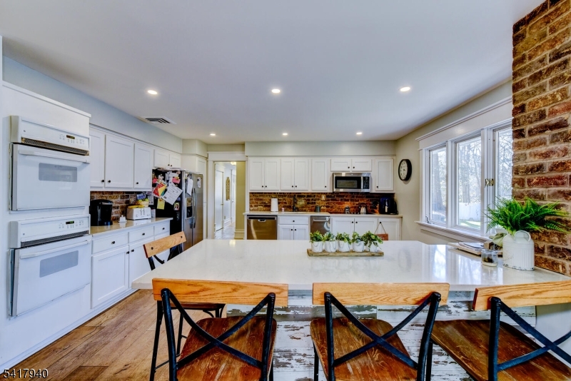 45 Birchwood Ln