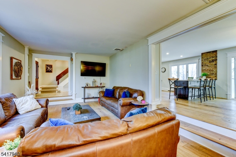 45 Birchwood Ln