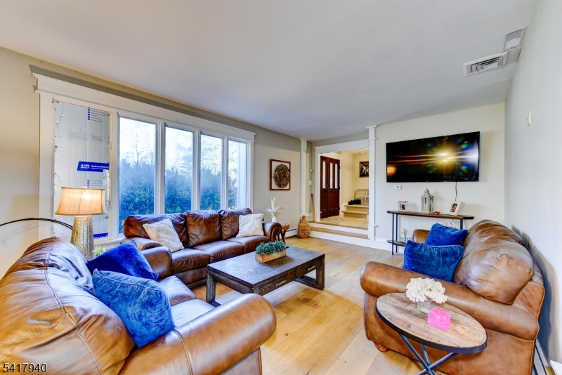 45 Birchwood Ln