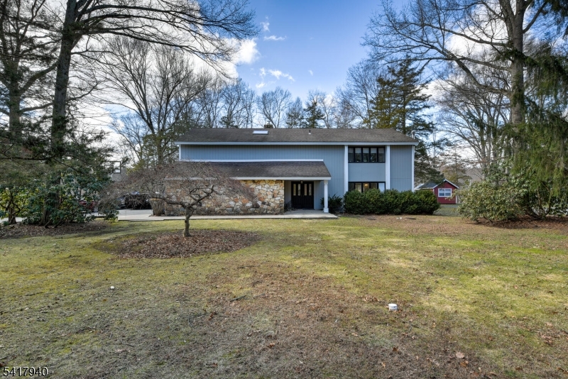 45 Birchwood Ln