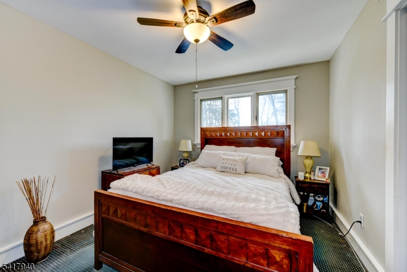 45 Birchwood Ln