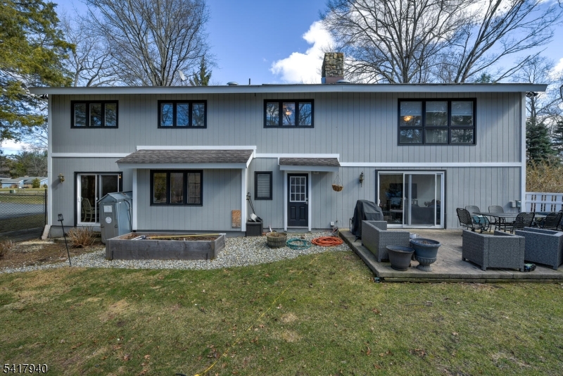 45 Birchwood Ln
