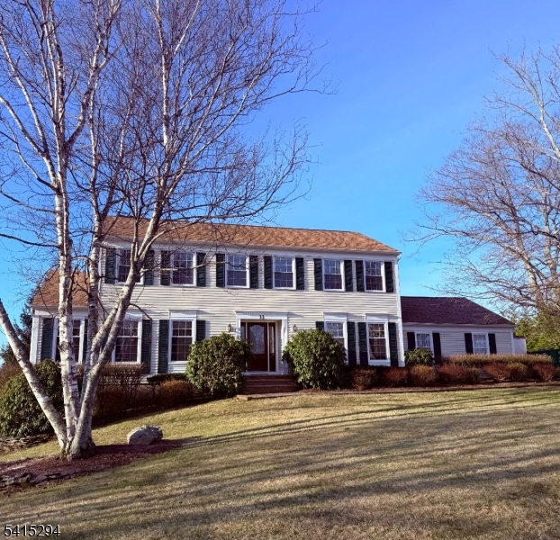 11 Beechnut Dr