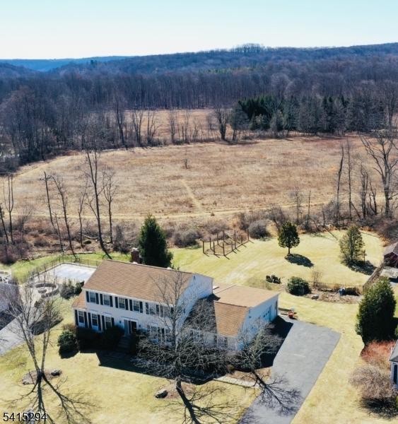 11 Beechnut Dr