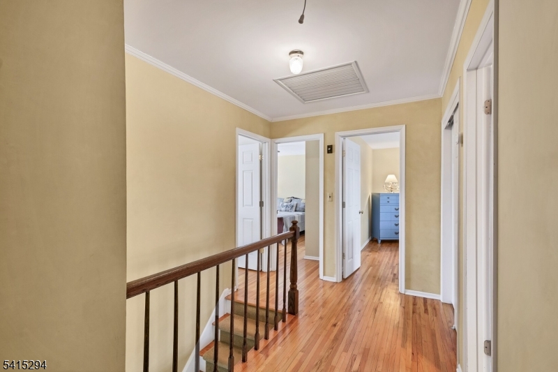 11 Beechnut Dr