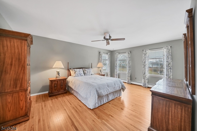 11 Beechnut Dr