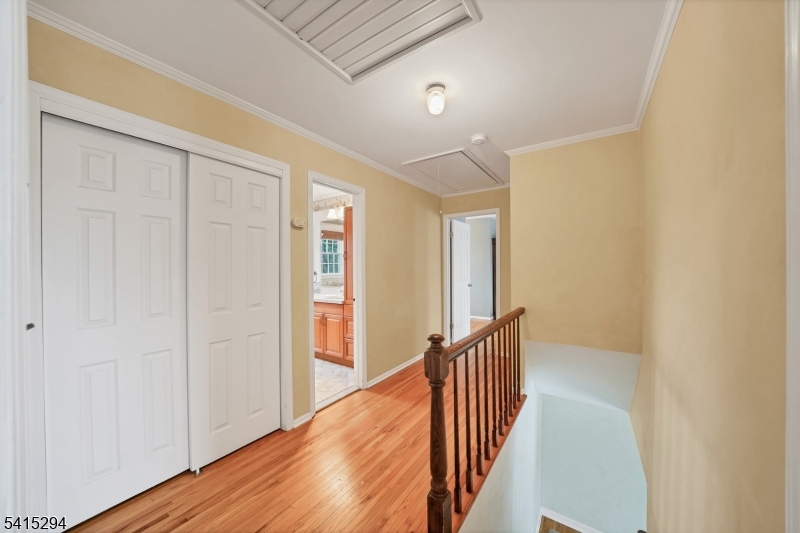 11 Beechnut Dr
