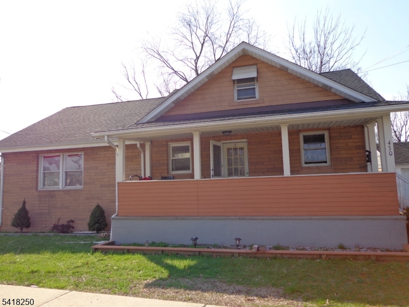 430 Talmadge Ave