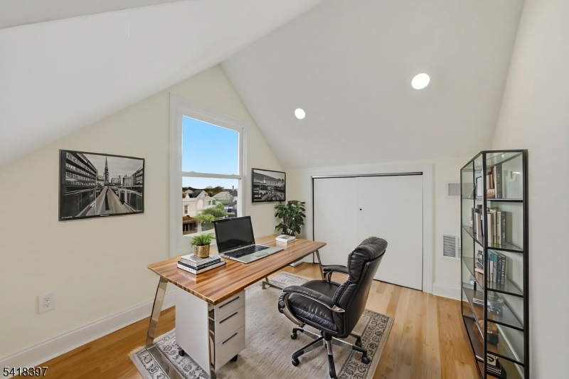 450 Highland Ave