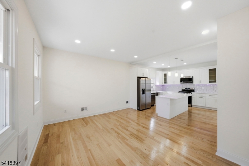 450 Highland Ave