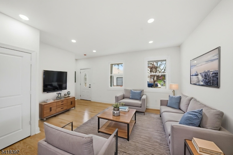 450 Highland Ave