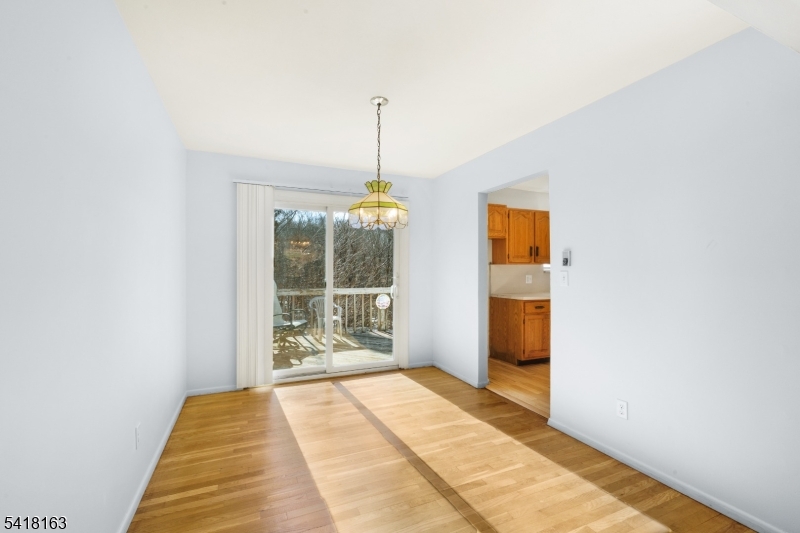 18 Kendall Dr