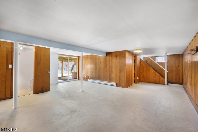 18 Kendall Dr
