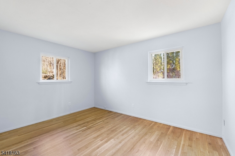 18 Kendall Dr