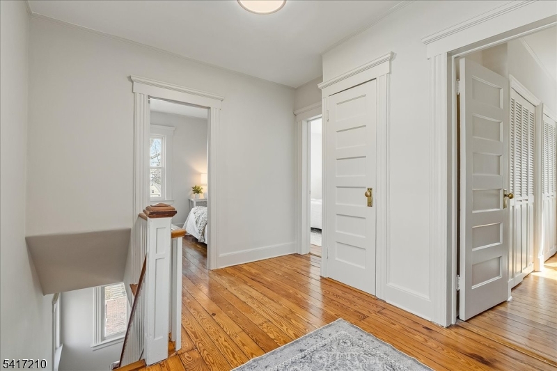 82 Essex Ave