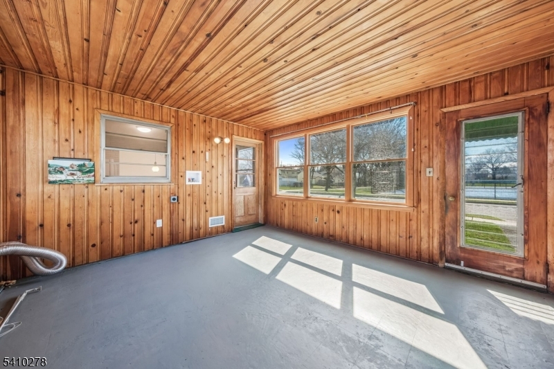 4 Oak Ridge Rd