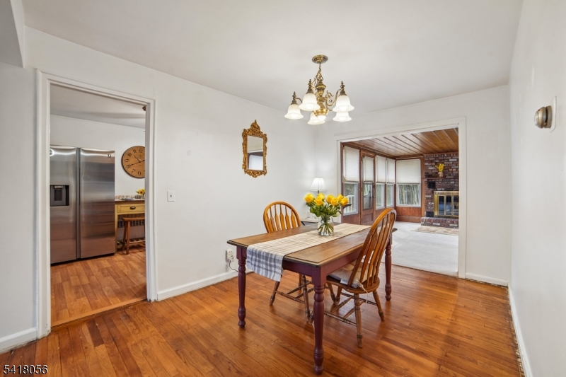 284 Madison Ave