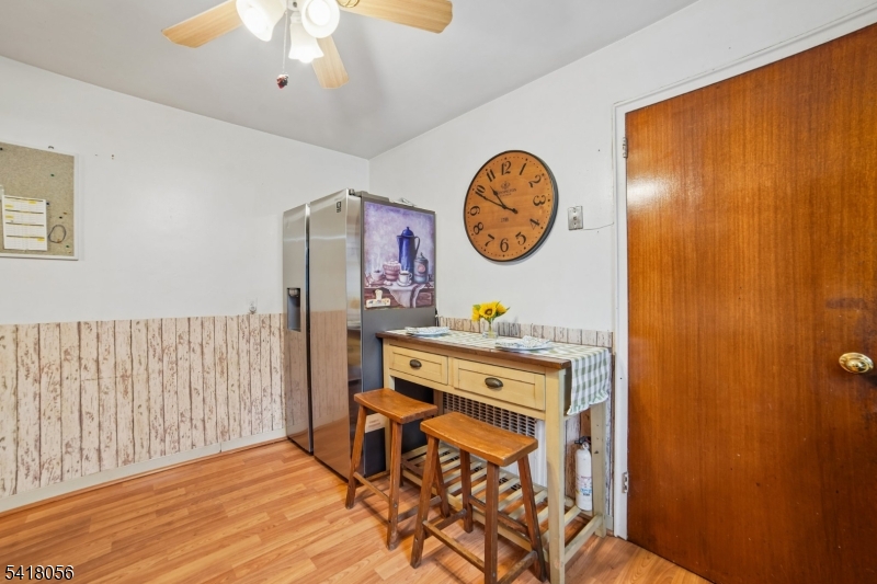 284 Madison Ave