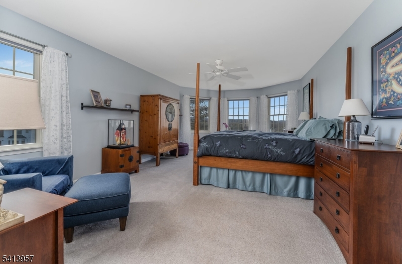 4 Cheshire Ct
