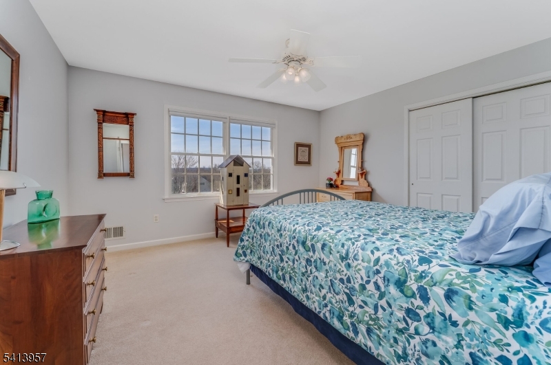 4 Cheshire Ct