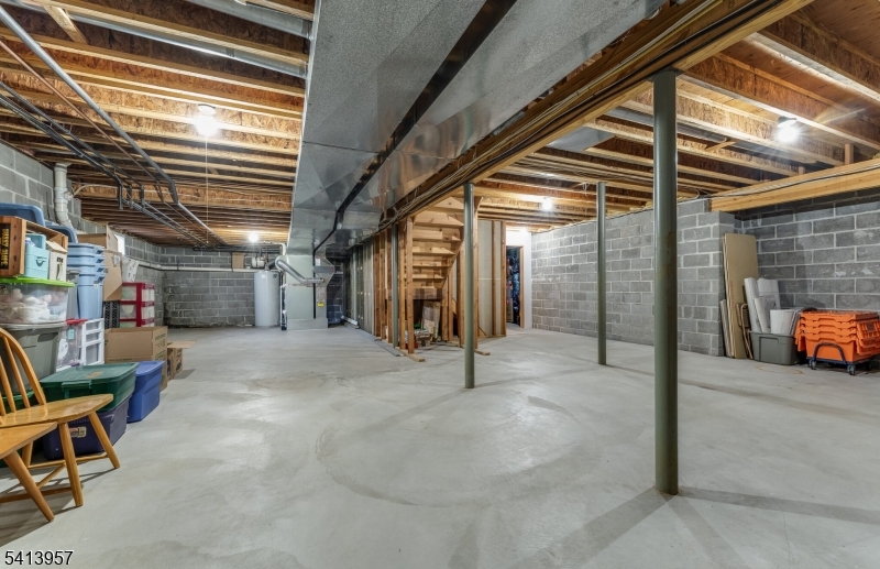 4 Cheshire Ct