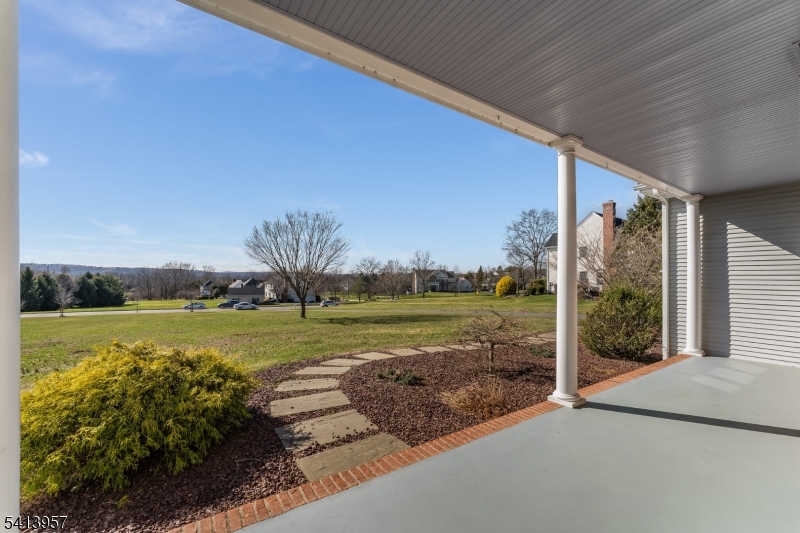 4 Cheshire Ct
