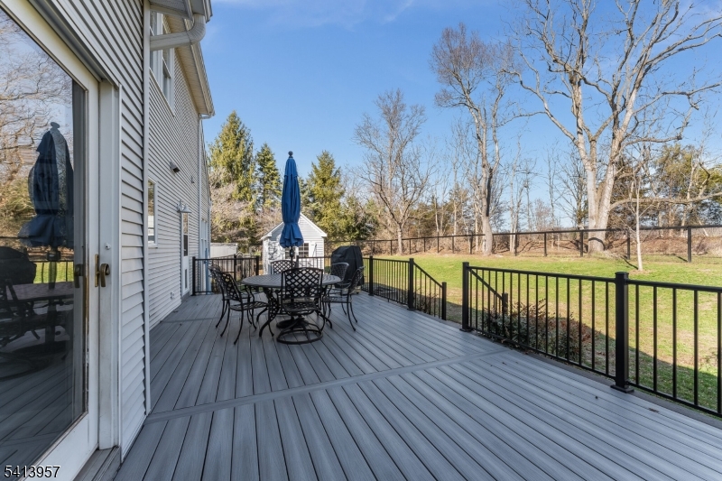 4 Cheshire Ct