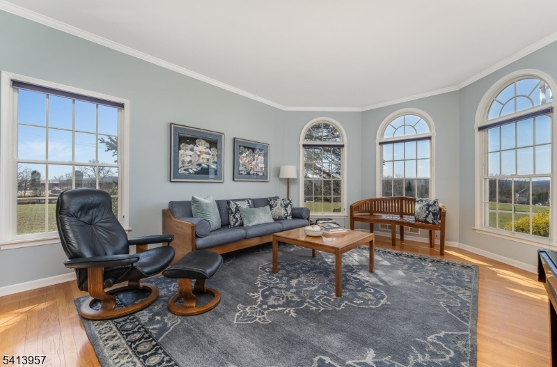4 Cheshire Ct