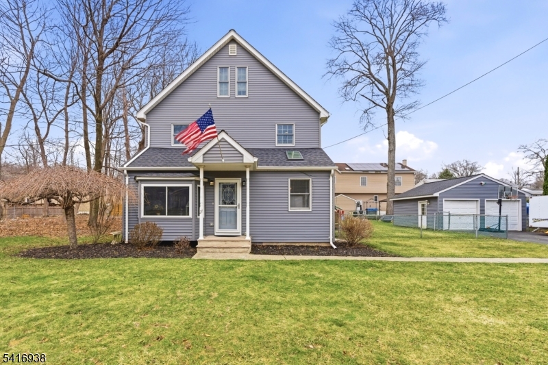 27 Schwarz Blvd