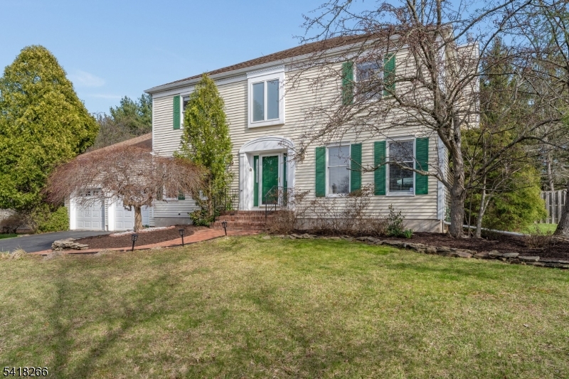 19 Reading Rd