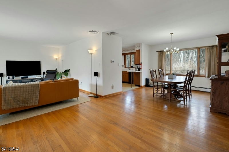 48 Gordon Rd