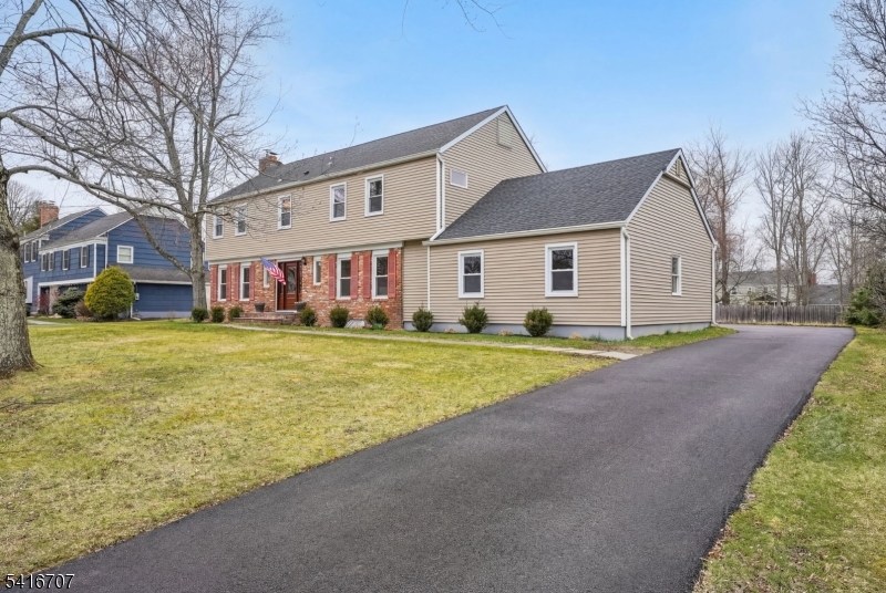 18 Juniper Way