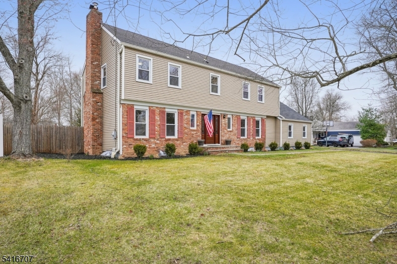 18 Juniper Way