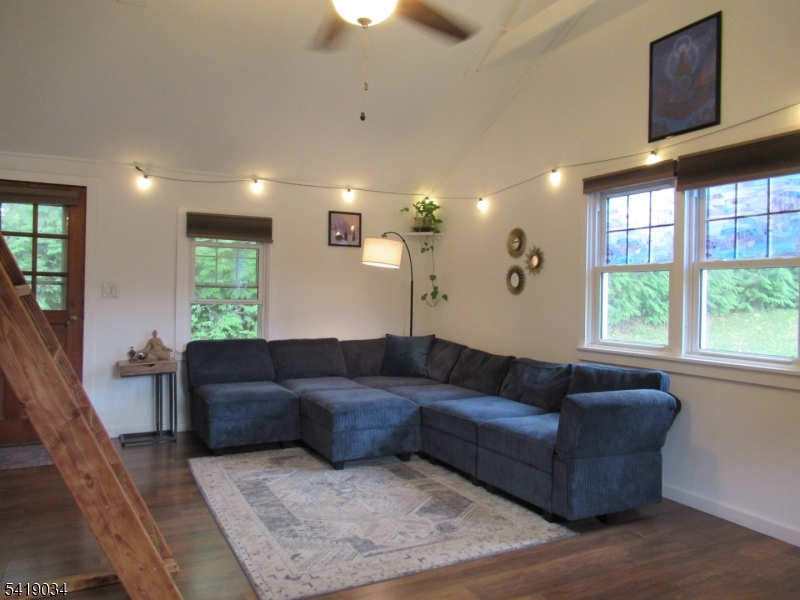 223 Washburn Ave