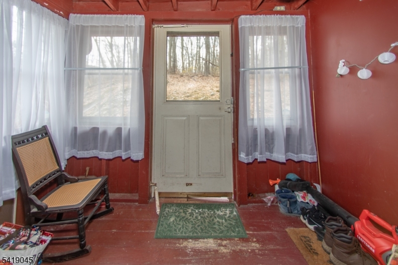 13 Glenwood Ln