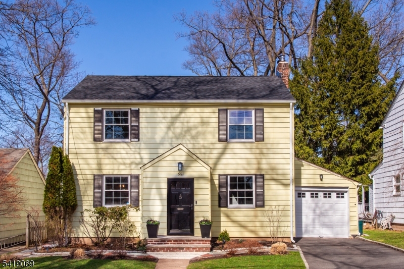 68 Newman Ave