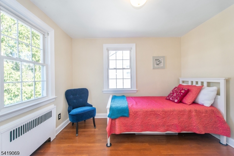 68 Newman Ave