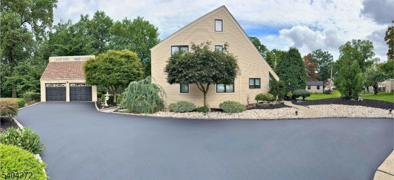 507 Stalevicz Ln