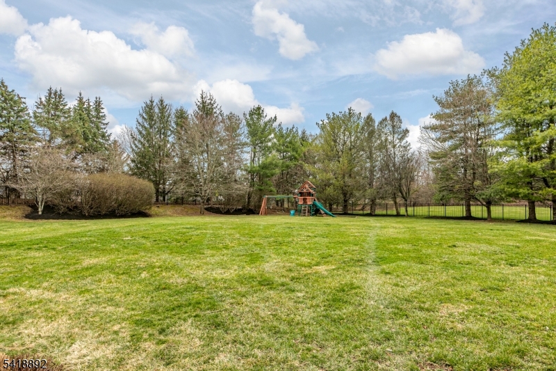 47 Van Zandt Rd
