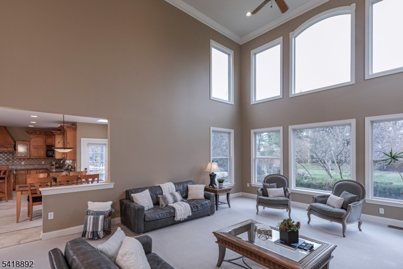 47 Van Zandt Rd