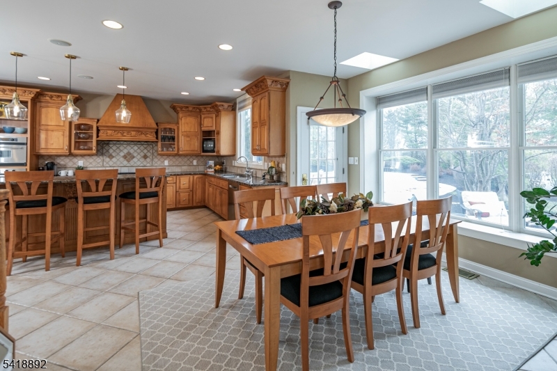 47 Van Zandt Rd