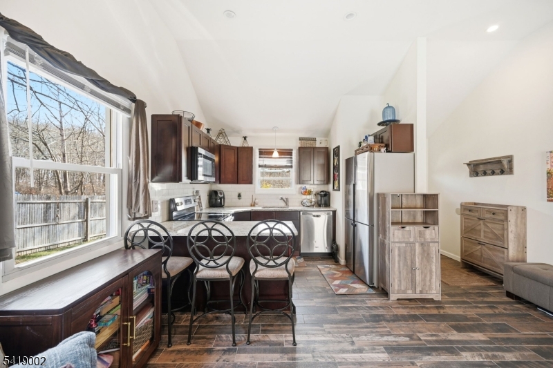 5 Chestnut Ave